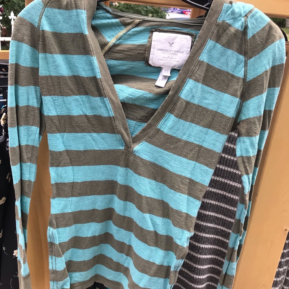 Hooded long sleeve stripe tee